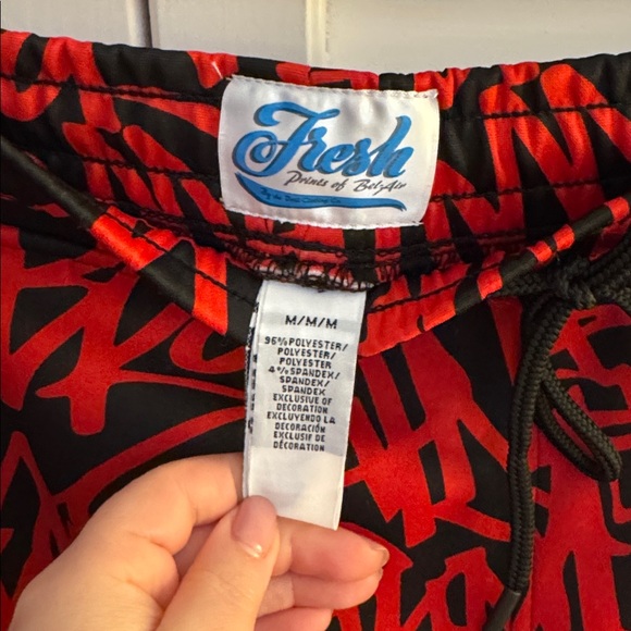 Fresh Prints of Bel Air - Size Medium Swim Board Shorts NWT Artist Company - Picture 3 of 4